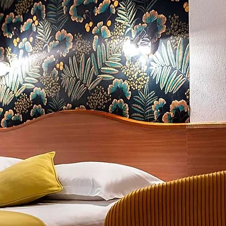 Otel Deltour En Velay